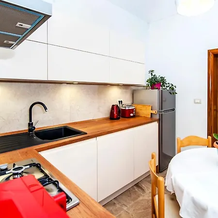 Karmen Apartman
