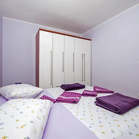 Apartament Karmen