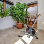 Apartment Karmen *
